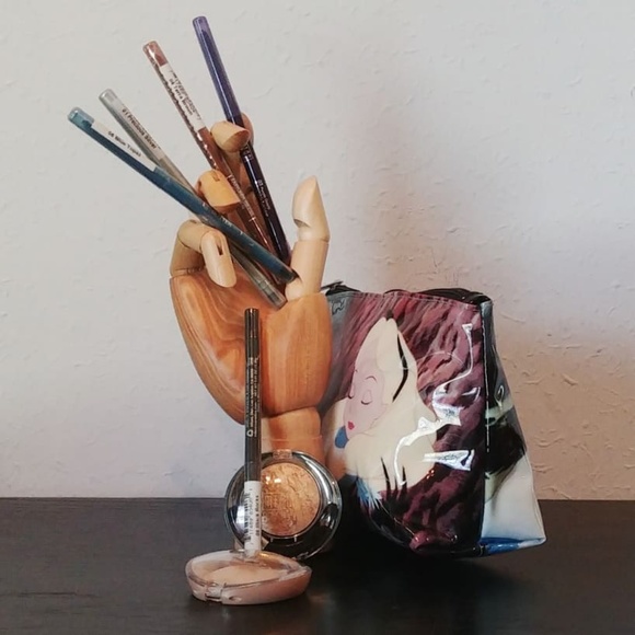 NEW! Loungefly X Disney Alice in Wonderland Bag - Picture 2 of 5